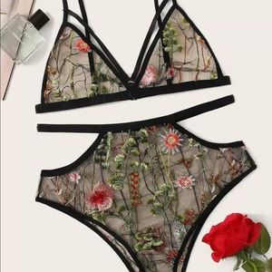 Romantic Garden Floral Embroidery Lingerie Set